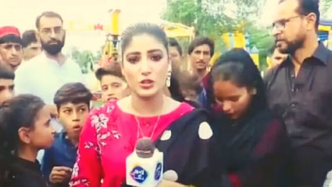Pakistan Female Reporting