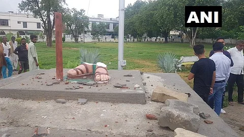 Mahatma Gandhi statue in Punjab