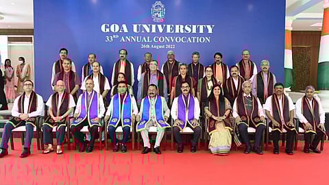 33 Graduation ceremony