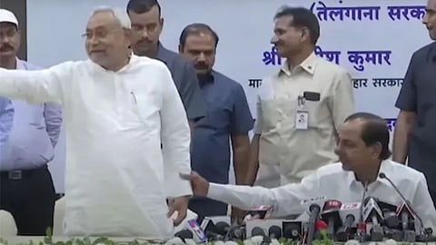 Nitish Kumar- KCR
