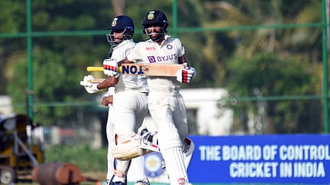 Yashasvi Jaiswal and Abhimanyu Easwaran