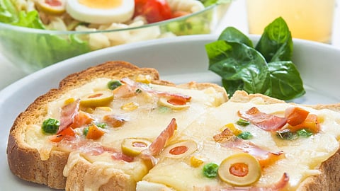 Breakfast Recipe|Toast Pizza Recipe | Instant Breakfast Recipe