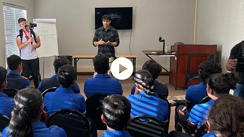 Neeraj Chopra motivate U19 India women Team
