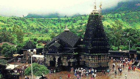Trimbakeshwar Jyotirlinga Temple Closed