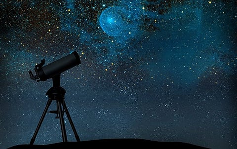 Saturn, Venus align with Moon