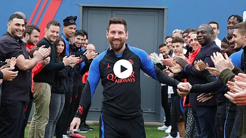 Lionel Messi receives grand welcome from PSG club