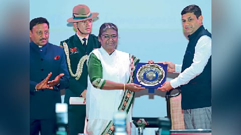 Goa IT Chief Pravin Valvatkar |National Award