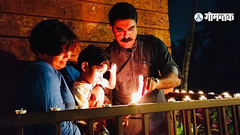 Vijay Sardesai and his wife lit a lamp For Save MAHADAYI Save Goa Campanging