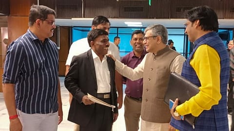 Ramesh Tawadkar Meet Ashwini Vaishnaw