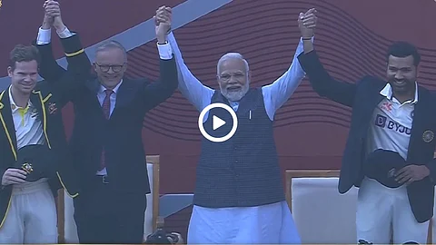 India vs Australia 4th Test India PM Mr. Narendra Modi and Australia PM Mr. Anthony Albanese with Rohit Sharma and Steve Smith