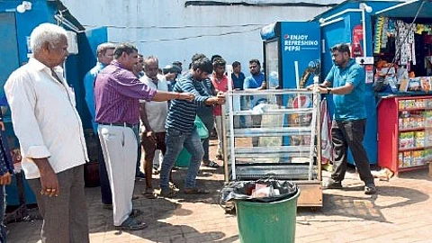 Santacruz Panchayat staff taking action on encroachments in front of Gomeco.
