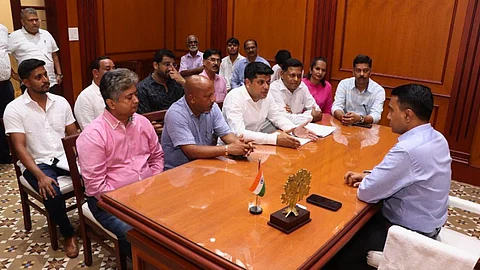 Goa Congress Delegation Meet Goa Cm