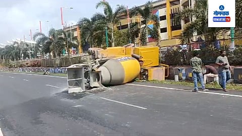 Concrete mixer falls near Dabolim Airport