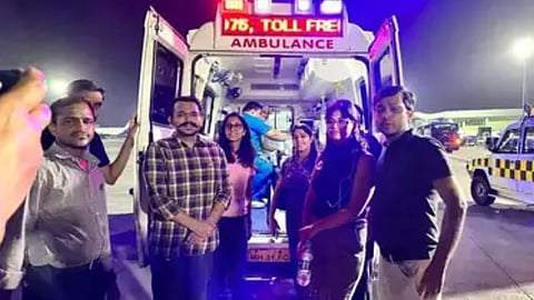 Five doctors in a Vistara airline flight from Bangalore to the Delhi saved the life of a two-year-old Girl.