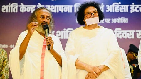 Sri Sri Ravi Shankar and Acharya Lokesh Muni