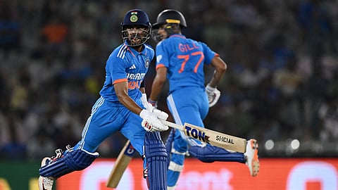 Ruturaj Gaikwad - Shubman Gill