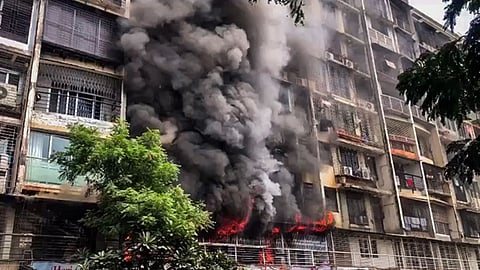 Kandivali Mumbai Building Fire