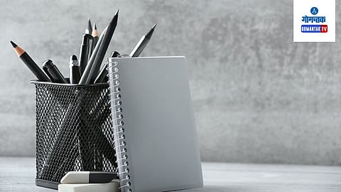 Pen Holder