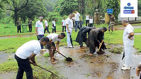 Ponda Cleanliness Campaign
Soldiers
