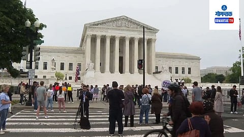 Texas Supreme Court: टेक्सासच्या सर्वोच्च न्यायालयाची गर्भपातावर तात्पुरती बंदी, कनिष्ठ न्यायालयाचा निर्णय केला रद्द!