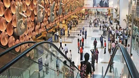 Delhi IGI Airport on High Alert