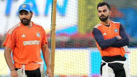 Virat Kohli - Rohit Sharma
