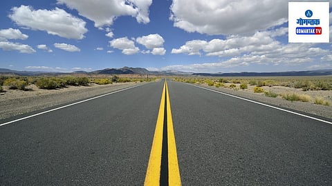 Navelim Cuncolim National Highway: केंद्रीय मंत्री नितीन गडकरी यांनी या रस्त्याच्या केवळ चौपदरी रुंदीकरणाचा प्रस्ताव ठेवला होता. शिवाय लोकांना चालण्यासाठी दोन्ही बाजूने पथपदाची व्यवस्थाही होती. या रुंदीकरणामुळे लोकांची घरे व शेत जमीन जाईल, अशी भीती व्यक्त करण्यात येत होती.