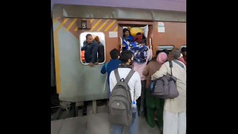 Indian Railways Viral Video