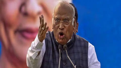 Mallikarjun Kharge Criticized PM Narendra Modi