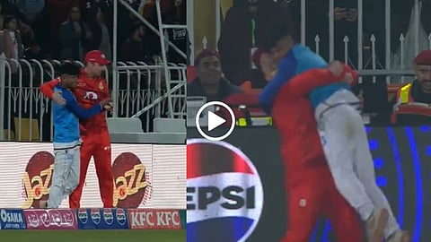 Colin Munro Hug Ball-Boy