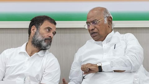 Rahul Gandhi And Mallikarjun Kharge