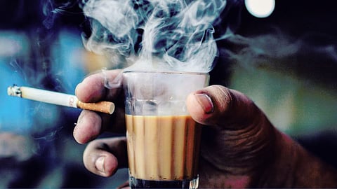 Smoking With Tea