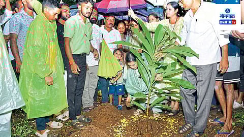 Goa Plantation: ‘एक पेड माँ के नाम’ मोहिमेत नानेलीत वृक्षारोपण