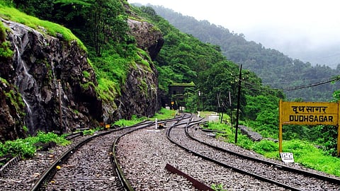 South Western Railway: गोवा-कर्नाटक सीमेवर भूस्खलन; दूधसागर - सोनावली रेल्वे मार्गाबाबत महत्वाची अपडेट