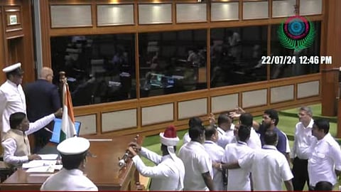 Goa Assembly Monsoon Session: लक्षवेधीवरुन विरोधक सभापतींच्या हौदात, दुसऱ्या आठवड्याच्या पहिल्या दिवशी कामकाज तहकूब