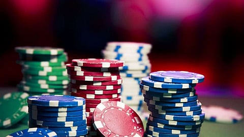 बंगळुरु पालिकेचा अधिकारी गोव्यातील कॅसिनोचा सदस्य, लोकायुक्तांच्या रेडमध्ये घरात सापडले 583 Casino Coins