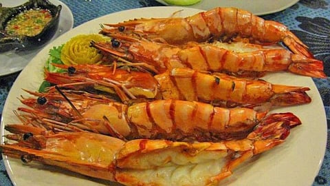 Best Fish In Goa: चवीनं खाणार त्याला गोवा देणार! गोवन सीफूड्स नक्की ट्राय करा