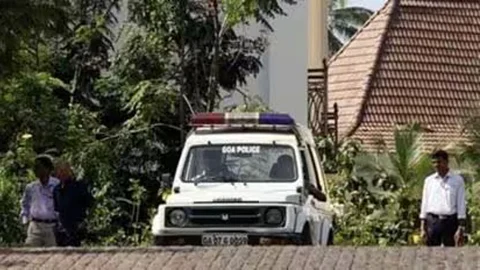 50 हजार कोटींचा घोटळा! गोवा सरकारवर भ्रष्टाचाराचा आरोप करणारा Youtuber अडचणीत; पोलिसांची हरियाणा, दिल्लीत धडक