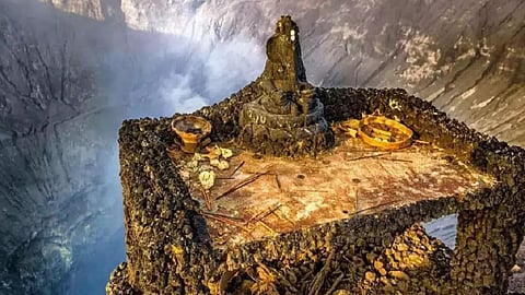 Ganesh Festival 2024: 'या' मुस्लिम बहुल देशात 700 वर्षांपासून होतेय गणपती बाप्पाची आराधना!