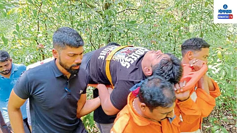 Pali Sattari: जवानांनी आपल्या खांद्यांवर ट्रेचर्सच्या साहाय्याने विद्यार्थ्याला सुरक्षित आणून नंतर १०८ रुग्ण वाहिकेने वाळपई सरकारी इस्पितळात दाखल केले
