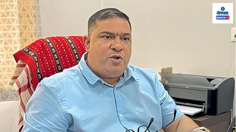 Dixon Vaz