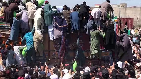 Debt Crisis: जगातील 'हे' 7 देश दिवाळखोरीच्या उंबरठ्यावर, तीन देश तर भारताचे शेजारी!