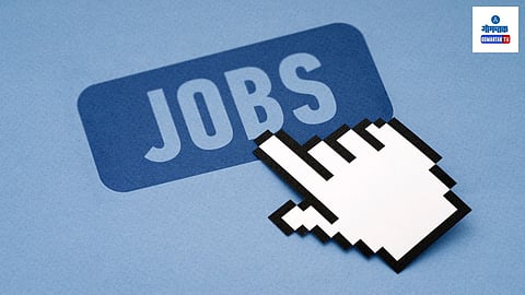 Goa Job Recruitment: राज्य सरकार कर्मचारी भरती आयोगाकडून कर्मचारी भरती करणार की खात्यांनाच पुन्हा ते अधिकार दिले जातील, याची एक मोठी चर्चा राज्यात सुरू आहे. या पार्श्वभूमीवर येत्या काही दिवसांत तिनेक हजार पदे भरण्यासाठी जाहिराती जारी करण्याची तयारी आयोगाने केली आहे.