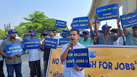 Cash For Job Scam: मंत्री, आमदारांचे कॉल रेकॉर्ड तपासा! सरकारी नोकरी घोटाळ्याप्रकरणी 'आप' आक्रमक; सावंत सरकारवर साधला निशाणा