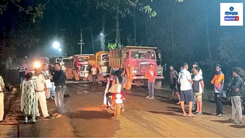 Mineral Transport: अनिर्बंध खनिज वाहतुकीविरोधात सारमानसवासीय आक्रमक,  पुन्हा रोखले ट्रक; एसओपी उल्लंघनाची तक्रार