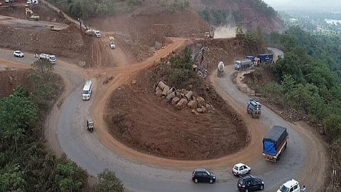 Mumbai Goa Highway: लवकरच तोडगा! मुंबई-गोवा महामर्गावरील परशुराम घाटातील मातीचं सर्वेक्षण सुरु