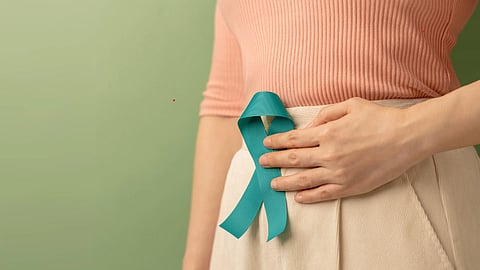 Cervical Cancer: गर्भाशयाच्या मुखाचा कर्करोग का होतो? कारण, लक्षणे आणि उपचार