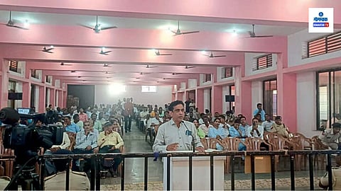 Goa Mining: 'बारा वर्षात बराच त्रास सोसला...', ट्रक मालकांनी व्यक्त केली खंत; जनसुनावणीत सावर्डेत खाण सुरु करण्याची मागणी