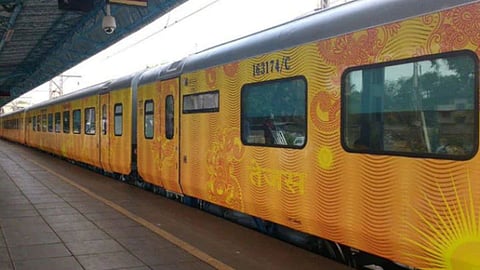Mumbai-Goa Train Update: अटेंशन प्लीज! जनशताब्दी, तेजस एक्स्प्रेस दादरपर्यंतच धावणार; काय आहे कारण?
