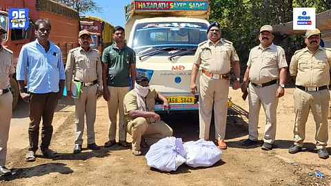 Goa Liquor Seized At Anmod